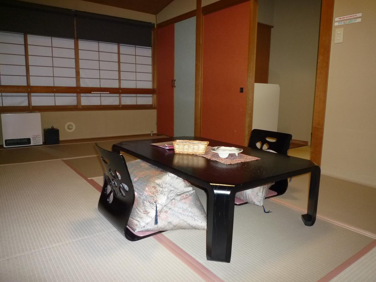 Yudanaka Tawaraya Ryokan Яманути Экстерьер фото